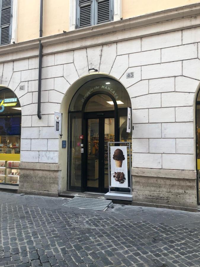 Luxury Piazza Di Spagna Escape With Terrace And Private Spa Rome Exterior photo