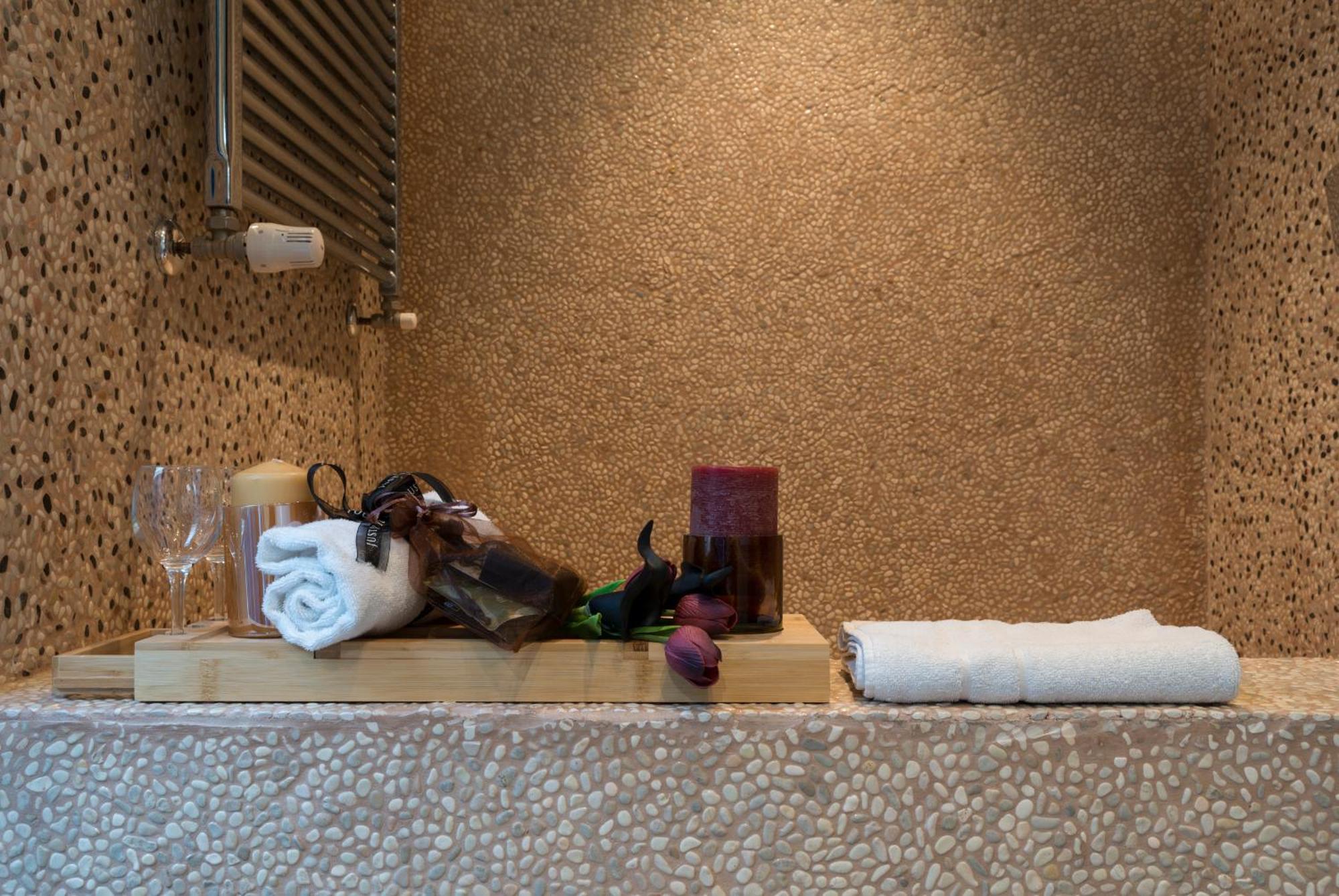 Luxury Piazza Di Spagna Escape With Terrace And Private Spa Rome Exterior photo