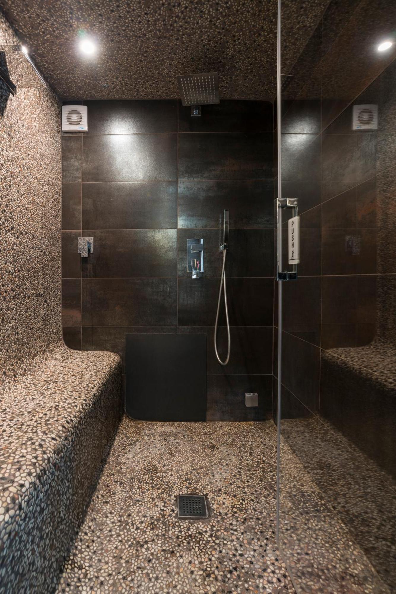 Luxury Piazza Di Spagna Escape With Terrace And Private Spa Rome Exterior photo
